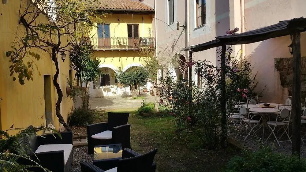 Casa Camboni-Dimora Storica Bed & Breakfast