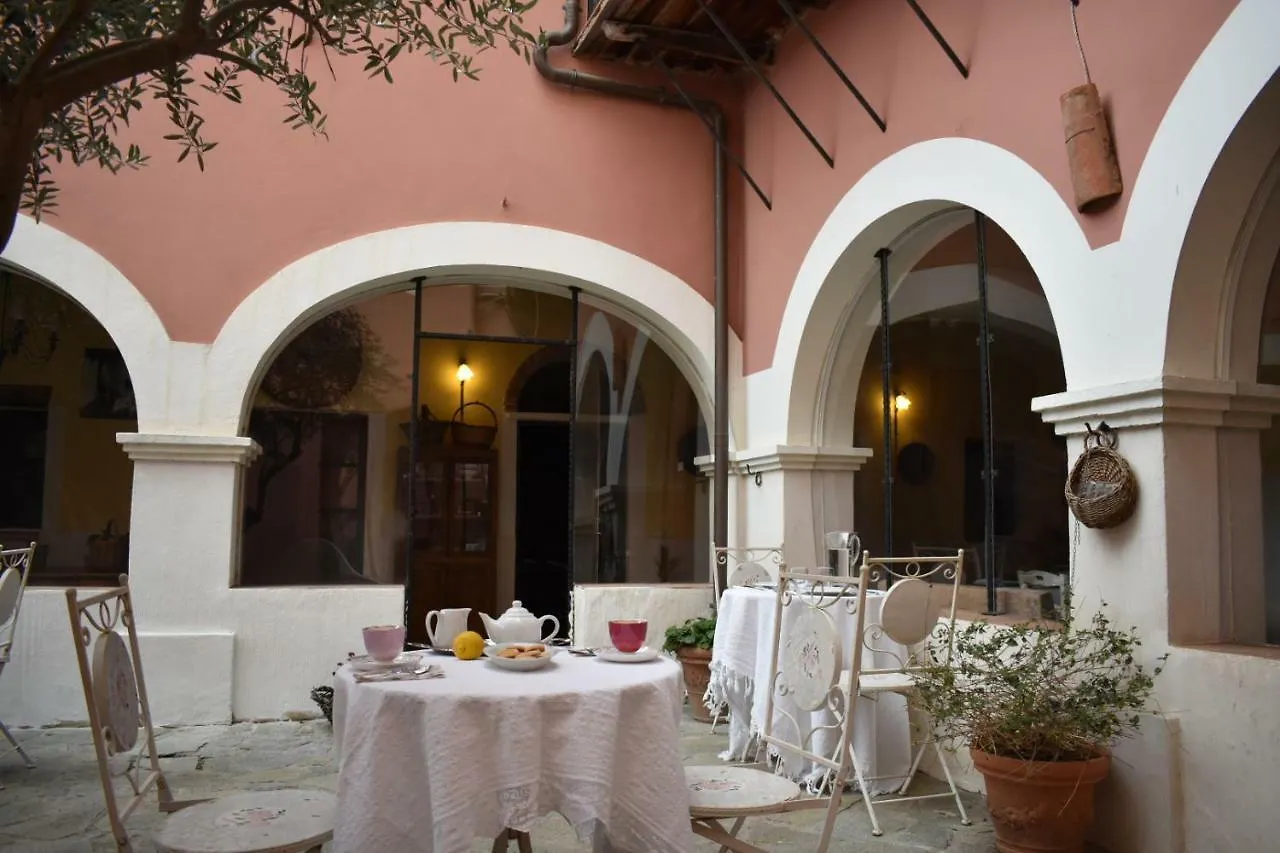 Casa Camboni-Dimora Storica Bed & Breakfast San Vito  Italie