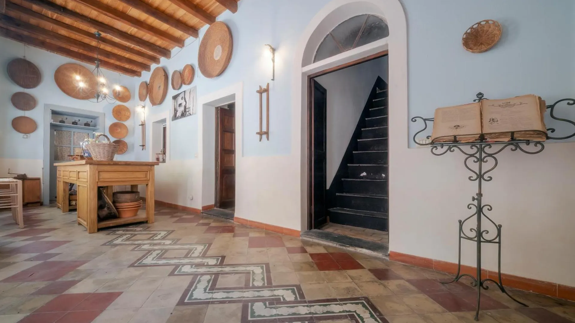 Casa Camboni-Dimora Storica Bed & Breakfast Italy